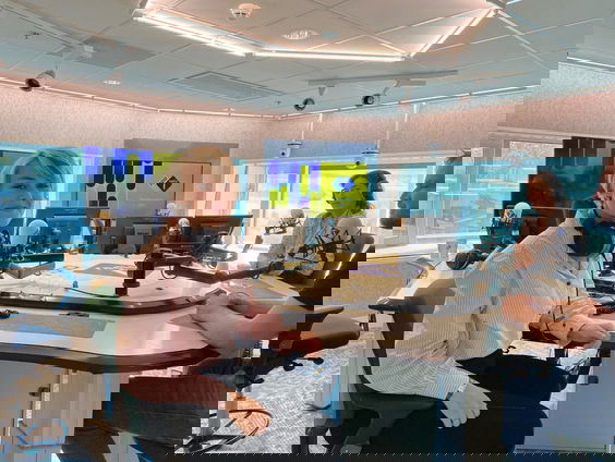 Emilie Gordenker en Bregje Gerritse over de Aardappeleters in het Van Gogh museum