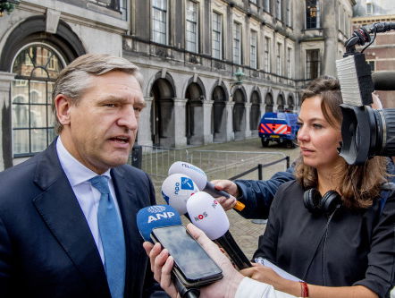 Politiek: De lezing van Buma, en cijfers van het Opiniepanel