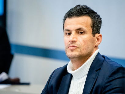 DENK-bestuur zet fractievoorzitter Azarkan uit partij: 'Ongekend dat dit kan'