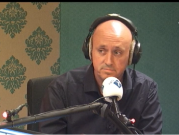 Druktemaker Riza Tisserand - NS soap