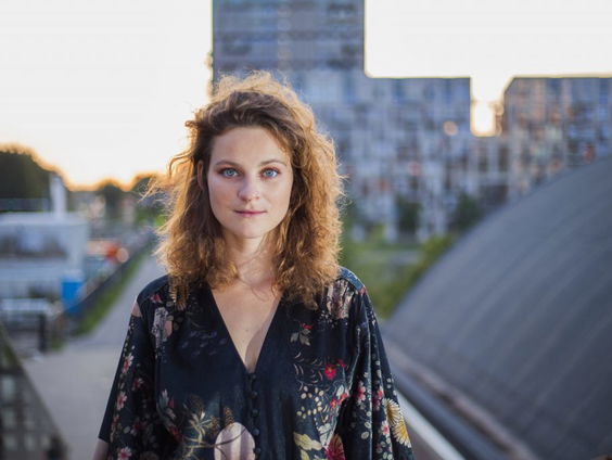 Eva van Pelt met Bang