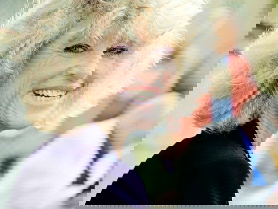 Kunststof - Ingeborg Beugel, journalist