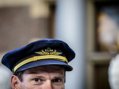 5 Voor 12: de pilotenpet vliegt eruit