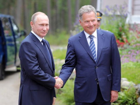 Buurman Poetin op bezoek bij de Finnen