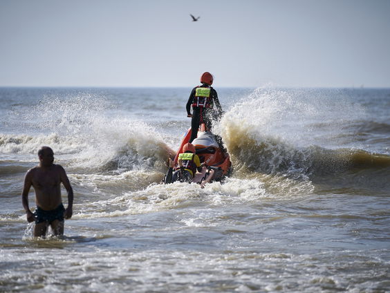 Vier zwemmers verdronken tijdens drukke stranddag