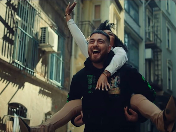 Rapper D.S.A. over rapper Murda