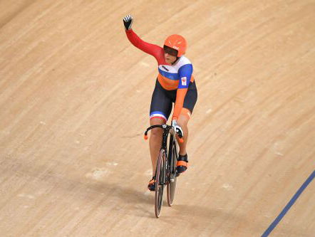 Elis Ligtlee mag toch naar het WK Baanwielrennen in Apeldoorn