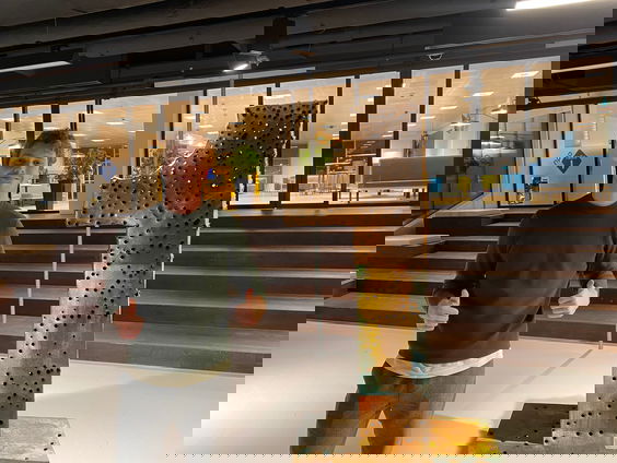 Rik Kroef maakt een radioshow over voetbal en muziek