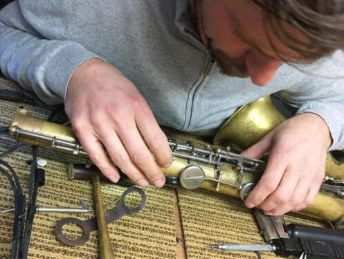 Saxofoonbouwer Remy Veerman