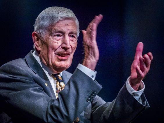 Oud-premier Dries van Agt viert 90ste verjaardag