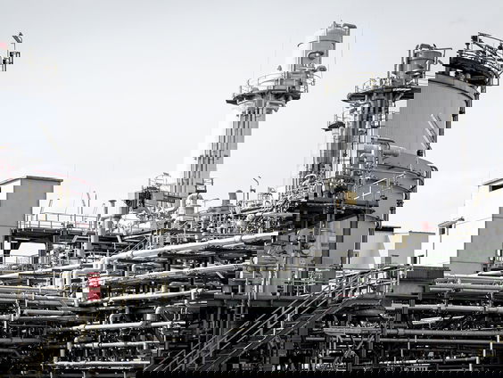 Moeten banken geen leningen meer verstrekken aan bedrijven die CO2 uitstoten?