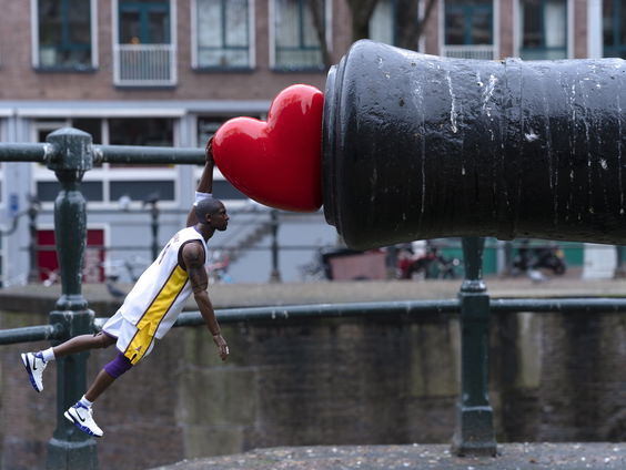 Streetart Frankey wil ons laten glimlachen