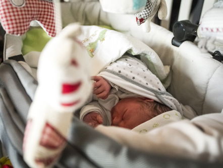 Minister wil betere ondersteuning voor toekomstige kwetsbare ouders