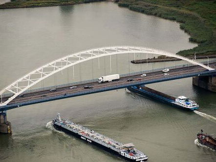 'Merwedebrug stond op instorten'
