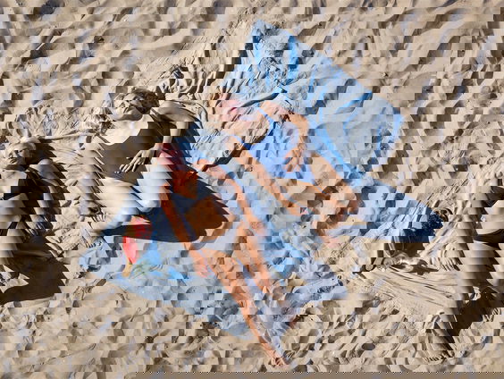 Zongebruinde huid? Ugh, lelijk!