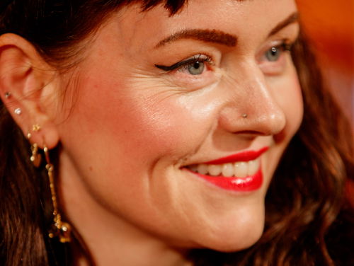 Jennie Lena in campagne over post-natale depressie