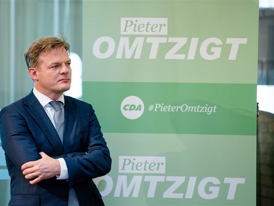 Pieter Omtzigt betrekt Hoekstra en Heerma in zijn team