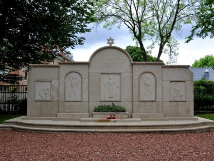 'Joods monument toont misplaatste dankbaarheid'