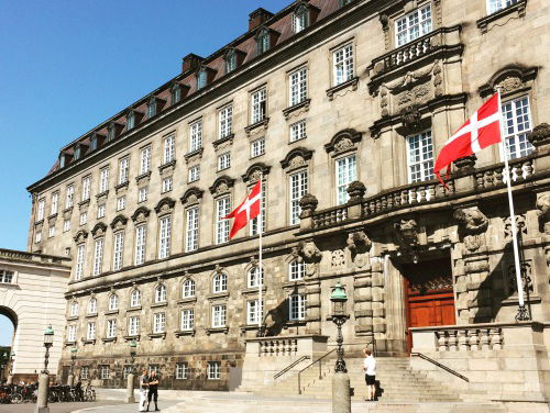 Deens asielbeleid is symboolpolitiek: "Onwenselijk en onmenselijk"