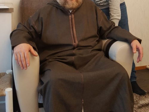 Hoe stop je een omstreden imam?