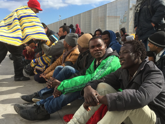 Europese rekenkamer na onderzoek: landen werken elkaar tegen waardoor gemeenschappelijk vluchtelingenbeleid niet van de grond komt