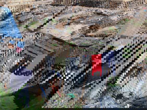 Erbarmelijke omstandigheden Afrikaanse aardbeienplukkers in Spanje