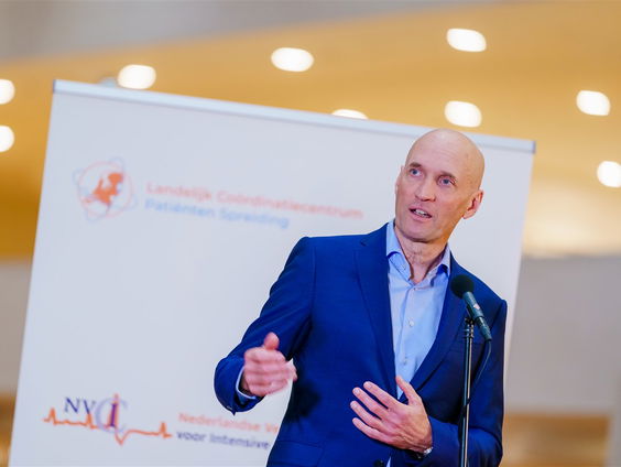 Minder niet-urgente zorg om personeel te ontlasten