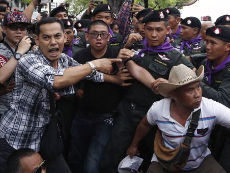 De Thaise traditie van staatsgrepen