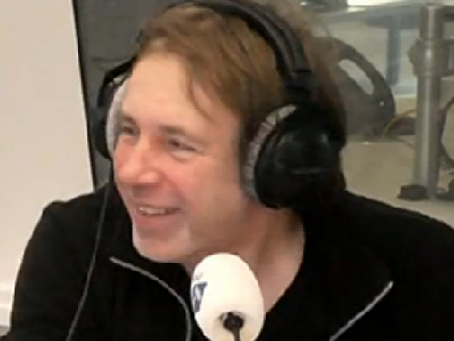 Blowende dichter of meer? De tiende sterfdag van Simon Vinkenoog