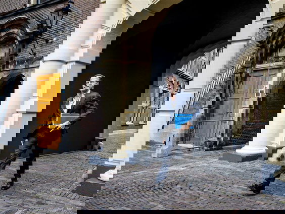 Stand.nl: Hoe kan de politiek jouw vertrouwen terugwinnen?