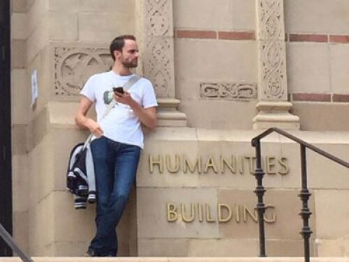 Lucas liet zich vrijwillig inenten met een mogelijk coronavaccin