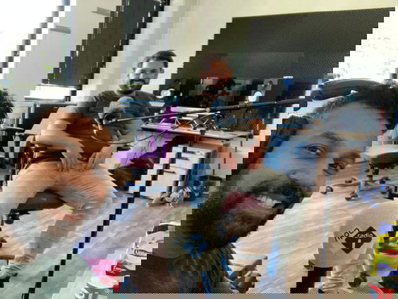 Sonny organiseerde een feestje in het bos: 'Het was misschien niet heel handig'