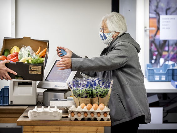 Meer vrouwen kiezen voor grijs haar