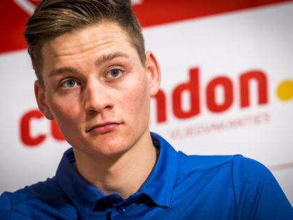 Mathieu van der Poel wint wereldbeker MTB in Tsjechië