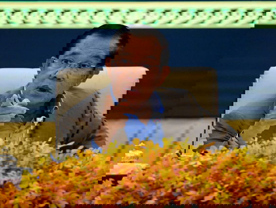 Wil premier Hun Sen van Cambodja na 36 jaar eindelijk afstand doen van de macht?