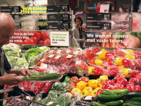 Ons voedsel komt van veel en veel te ver