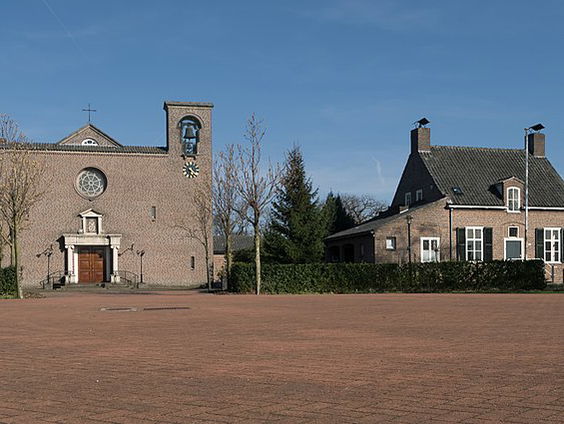 Ontheiligde kermis-kerk