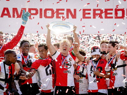 Sportforum: 'Totti-rol voor Kuijt zou fantastisch zijn'