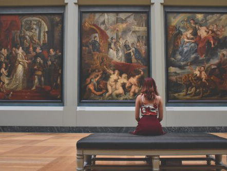 Gesloten musea brengen kunst en geschiedenis naar de woonkamer