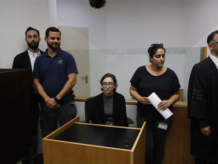 Activisten komen Israël niet meer binnen