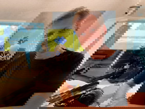 Thomas Erdbrink gaat het theater in