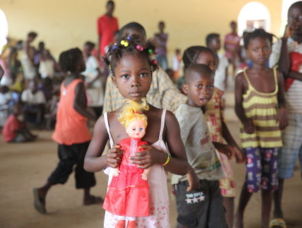 1 op de 4 kinderen beroofd van jeugd