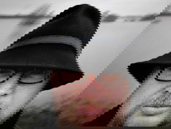 Kunststof - Lammert Voos, schrijver