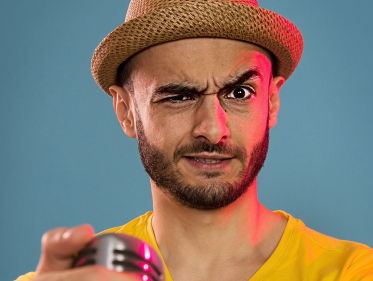 Druktemaker Farbod Moghaddam - Populisme