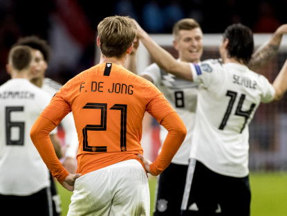 Nederland-Duitsland, compilatie op muziek