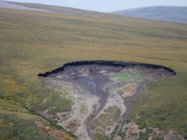 Smeltend ijs op de Noordpool laat ook permafrost verdwijnen