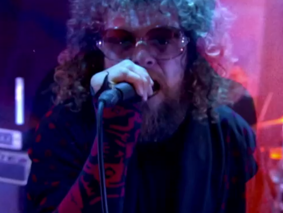 Di-rect speelt de nieuwe track 'Color'