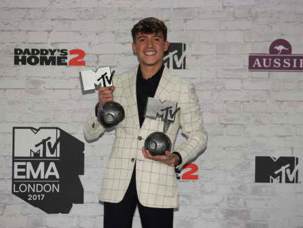 Roelof van de Redactie - Lil Kleine wint een bijna niet uit te leggen award