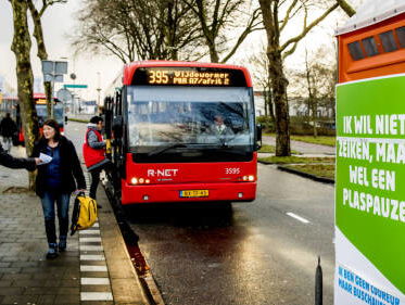 Is staken nog wel van deze tijd?