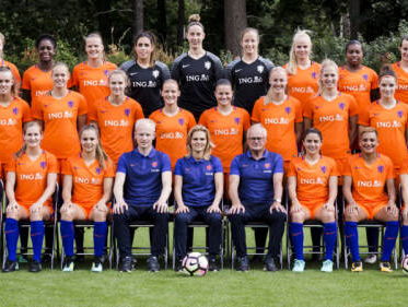 De Weddenschap - Lieke Martens